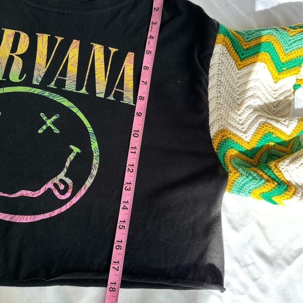 PENNY LANE REWORKED NIRVANA TEE W/CROCHETED SLEEVES - Picture 6 of 8